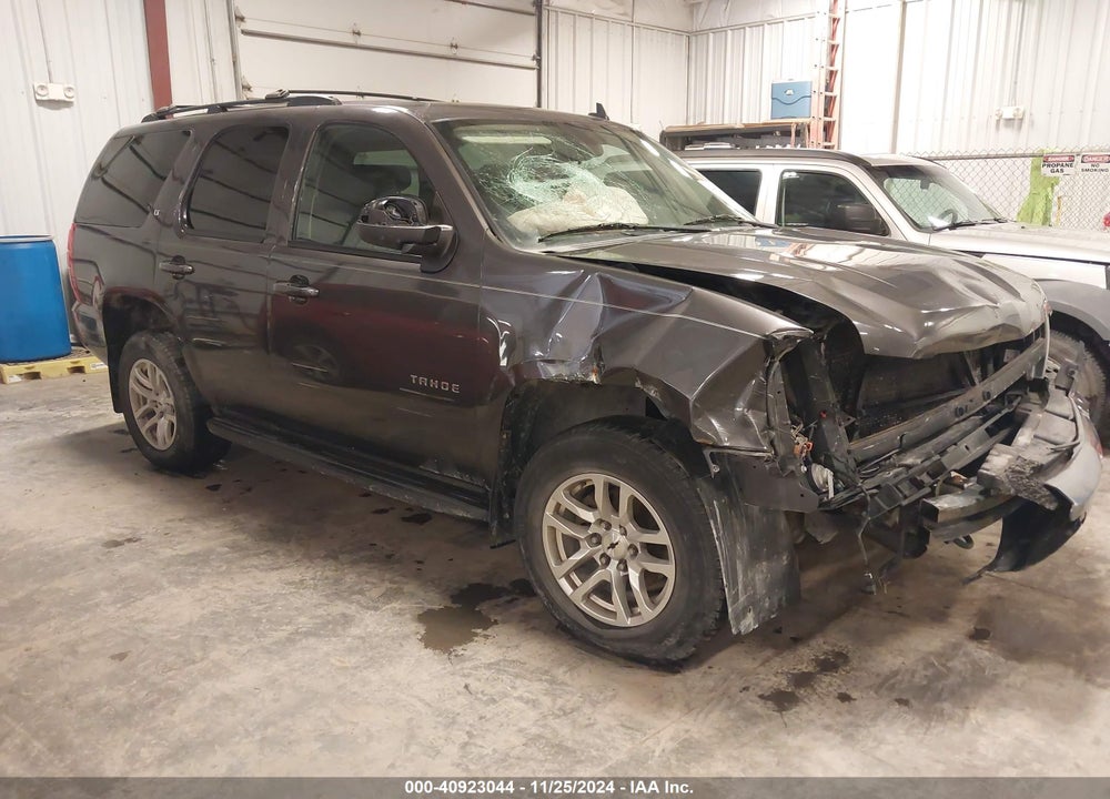 2010 CHEVROLET TAHOE LT VIN: 1GNUKBE02AR212404