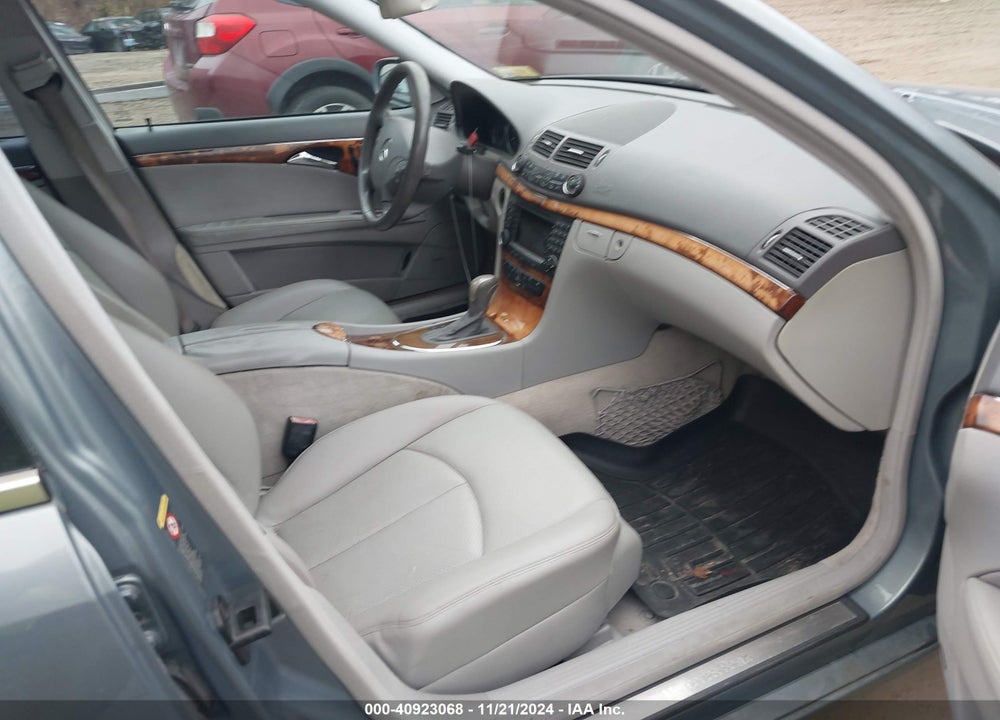 2005 MERCEDES-BENZ E 320 VIN: WDBUH65J25A641603