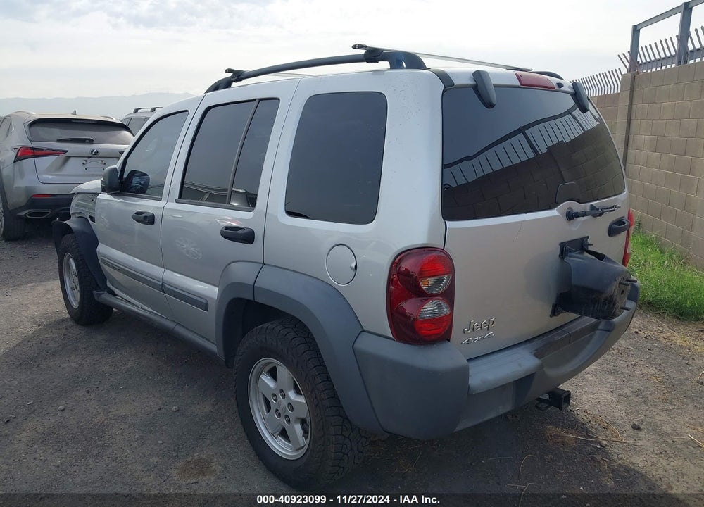 2005 JEEP LIBERTY SPORT VIN: 1J4GL48KX5W592198