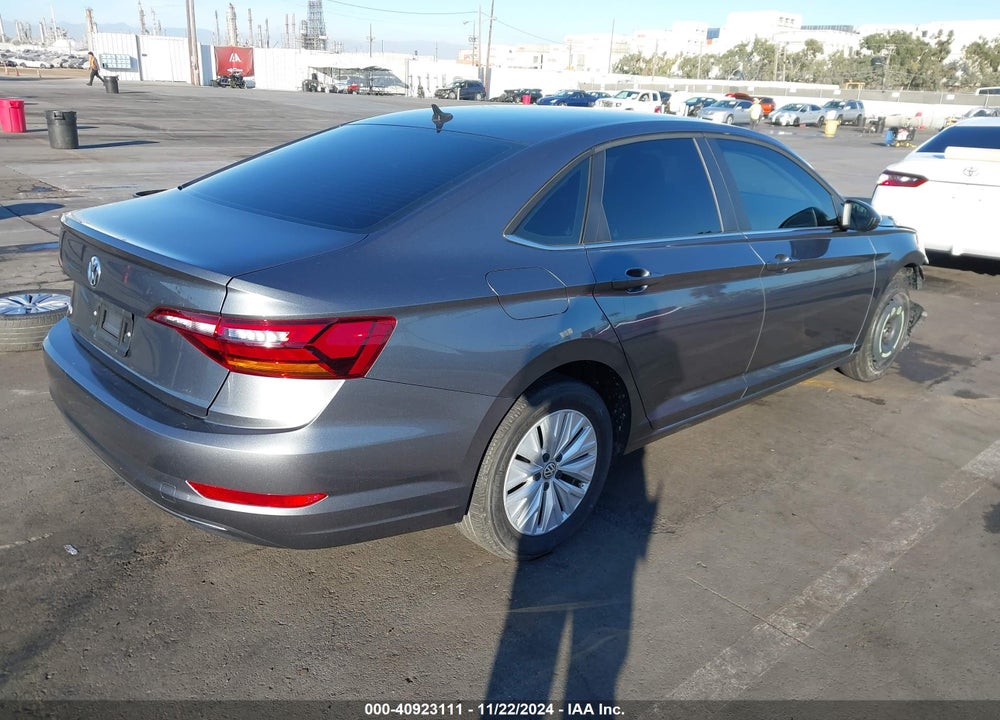 2019 VOLKSWAGEN JETTA 1.4T R-LINE/1.4T S/1.4T SE VIN: 3VWC57BU4KM082500