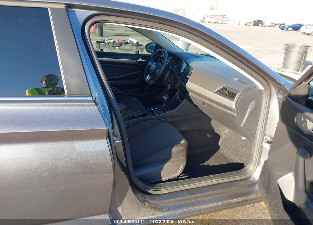 2019 VOLKSWAGEN JETTA 1.4T R-LINE/1.4T S/1.4T SE VIN: 3VWC57BU4KM082500