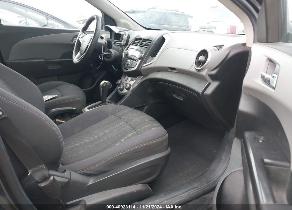 2014 CHEVROLET SONIC LT AUTO VIN: 1G1JC5SH6E4154538