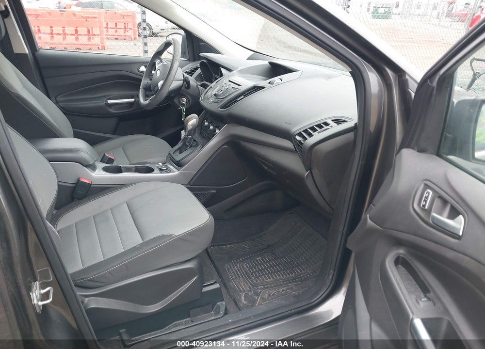 2016 FORD ESCAPE SE VIN: 1FMCU0G97GUA73595