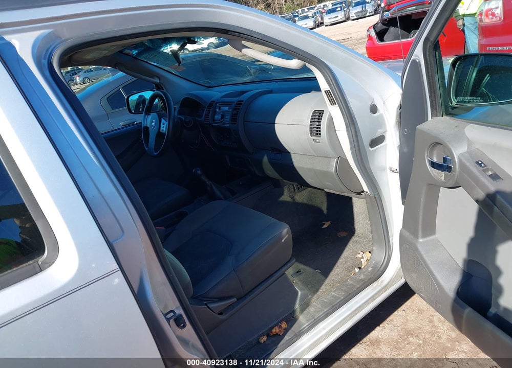 2009 NISSAN XTERRA X VIN: 5N1AN08U59C515564