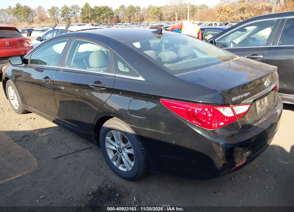 2011 HYUNDAI SONATA GLS VIN: 5NPEB4AC4BH208548