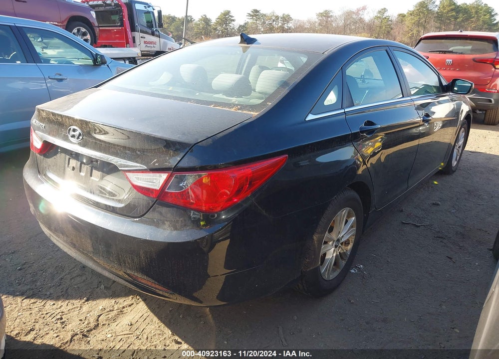 2011 HYUNDAI SONATA GLS VIN: 5NPEB4AC4BH208548