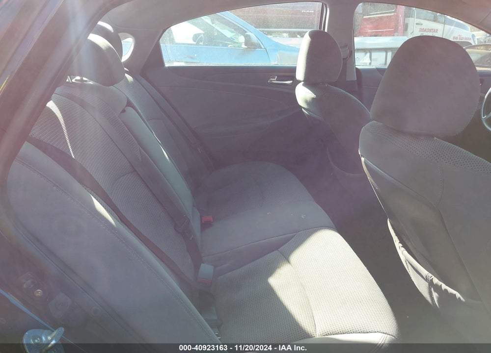 2011 HYUNDAI SONATA GLS VIN: 5NPEB4AC4BH208548
