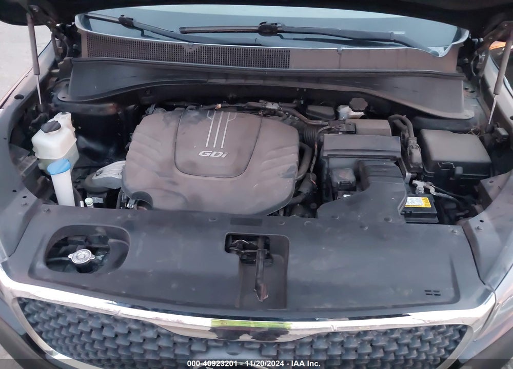 2016 KIA SORENTO 3.3L LX VIN: 5XYPGDA57GG061264