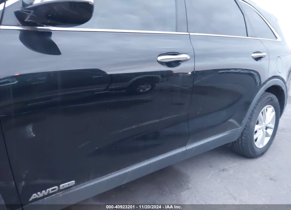 2016 KIA SORENTO 3.3L LX VIN: 5XYPGDA57GG061264