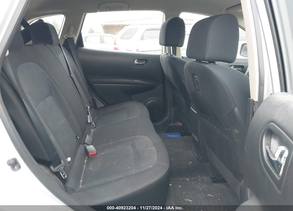 2013 NISSAN ROGUE S VIN: JN8AS5MT5DW553136