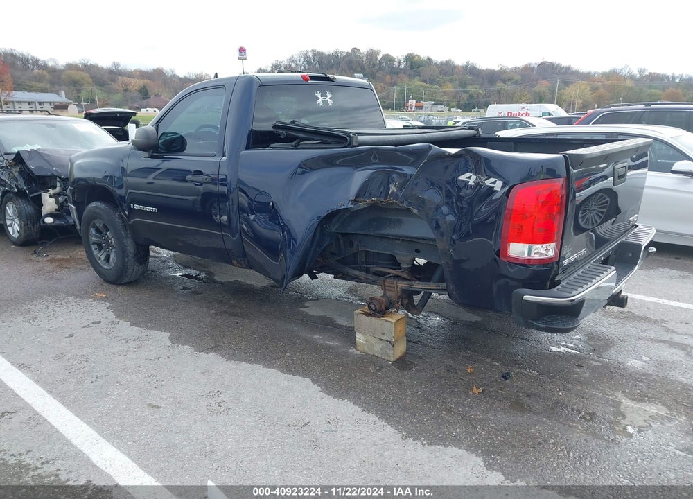 2007 GMC SIERRA 1500 WORK TRUCK VIN: 1GTEK14C07Z651967
