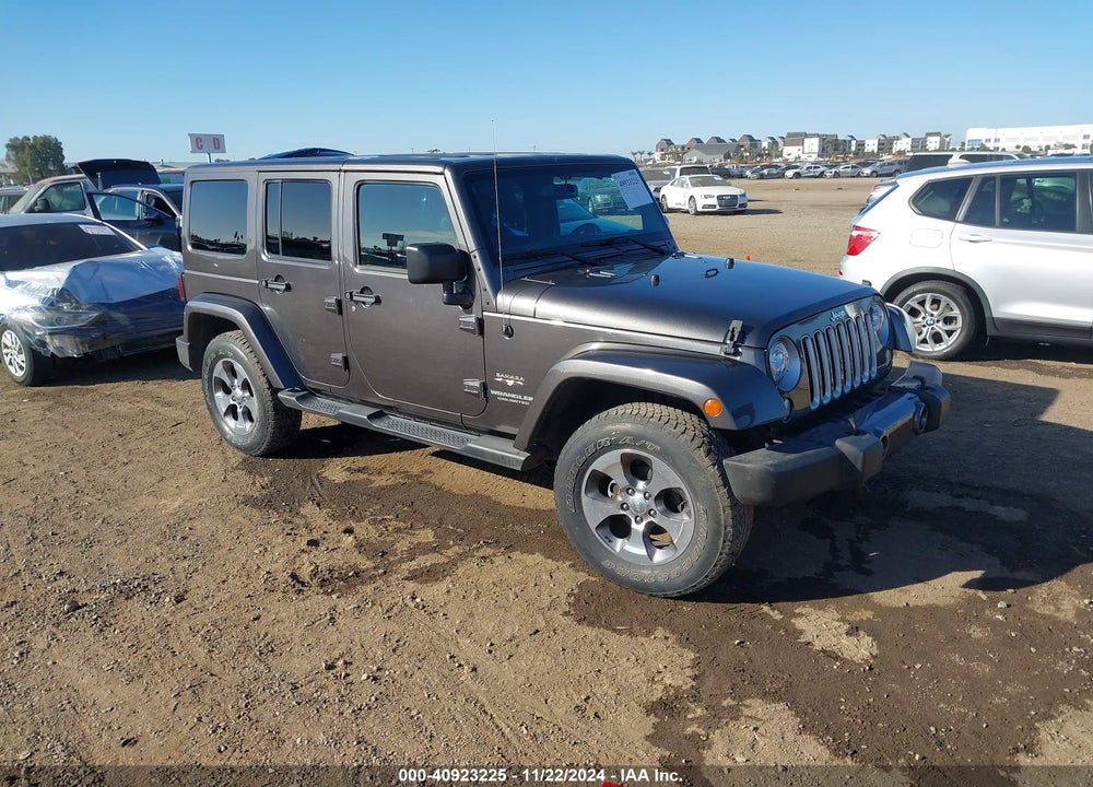 2017 JEEP WRANGLER UNLIMITED SAHARA 4X4 VIN: 1C4BJWEG0HL558195