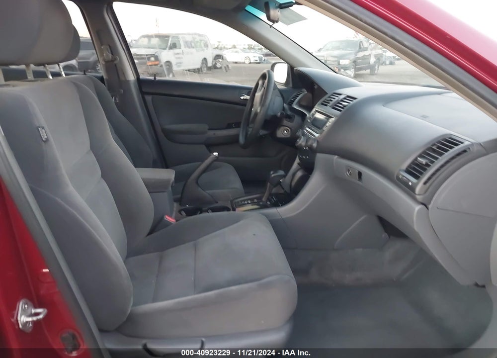 2007 HONDA ACCORD 2.4 SE VIN: 1HGCM56377A204235