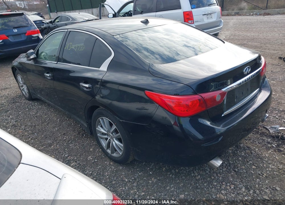 2015 INFINITI Q50 VIN: JN1BV7AR8FM414938