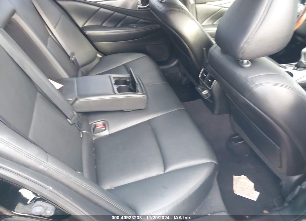 2015 INFINITI Q50 VIN: JN1BV7AR8FM414938