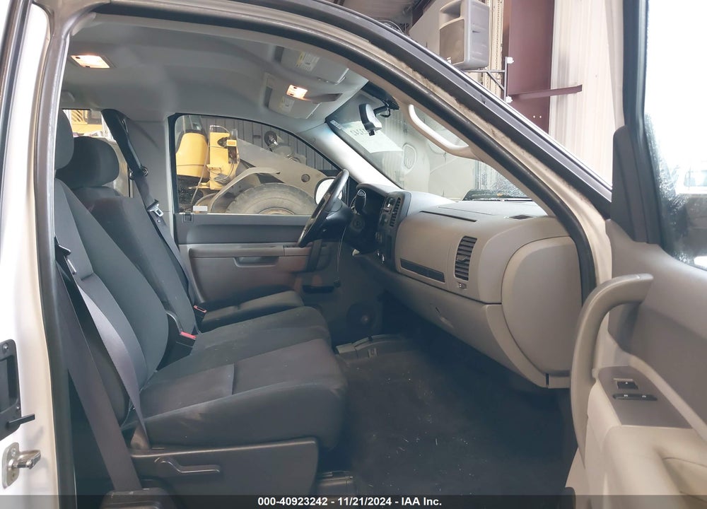 2011 CHEVROLET SILVERADO VIN: 1GCRKPEA6BZ229809