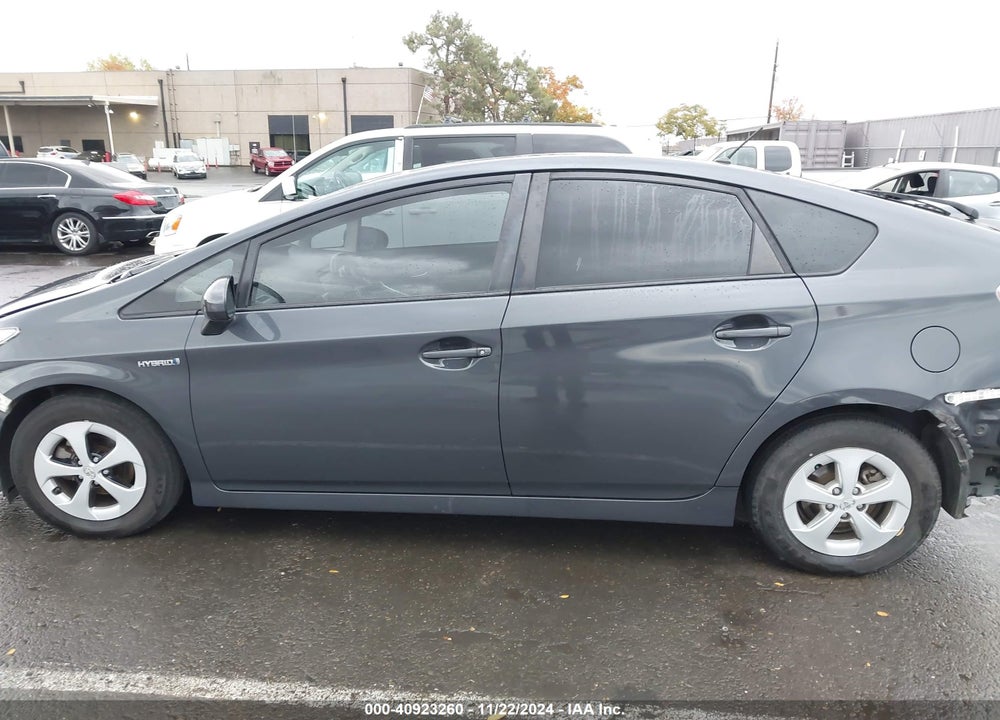 2014 TOYOTA PRIUS TWO VIN: JTDKN3DU7E0363380