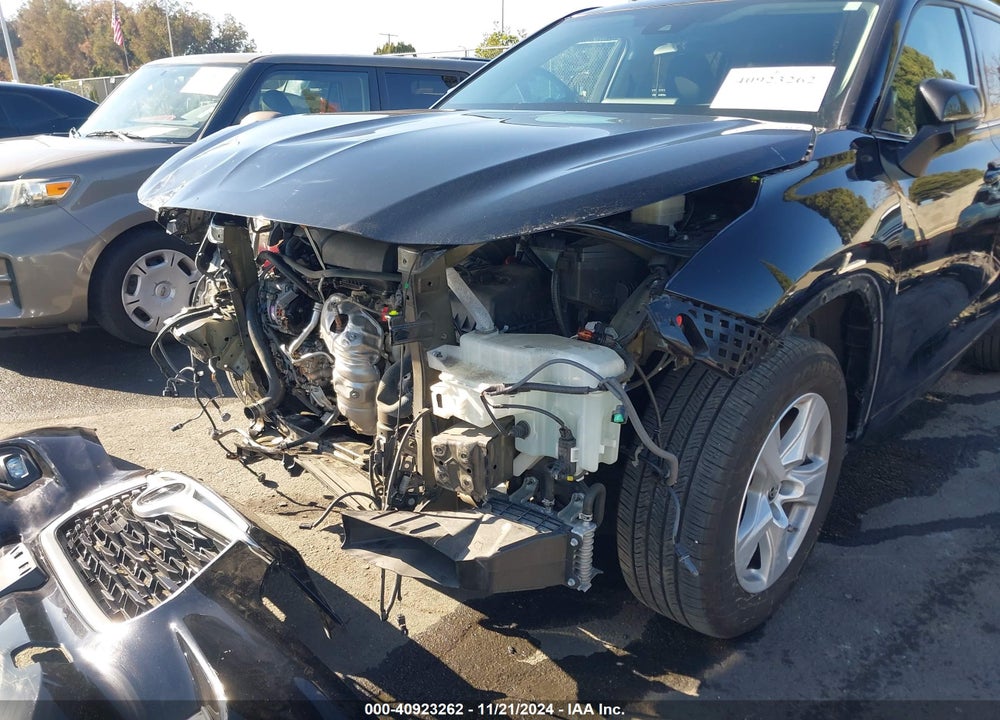 2021 TOYOTA HIGHLANDER LE VIN: 5TDZZRAH6MS515349