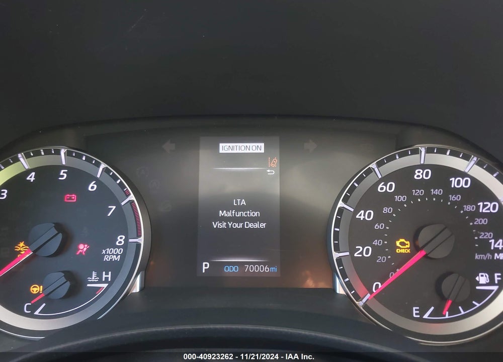 2021 TOYOTA HIGHLANDER LE VIN: 5TDZZRAH6MS515349