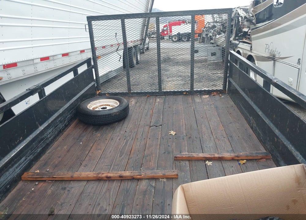 2002 BIG TEX TRAILER CO INC OTHER VIN: 4K8UX122721E90108