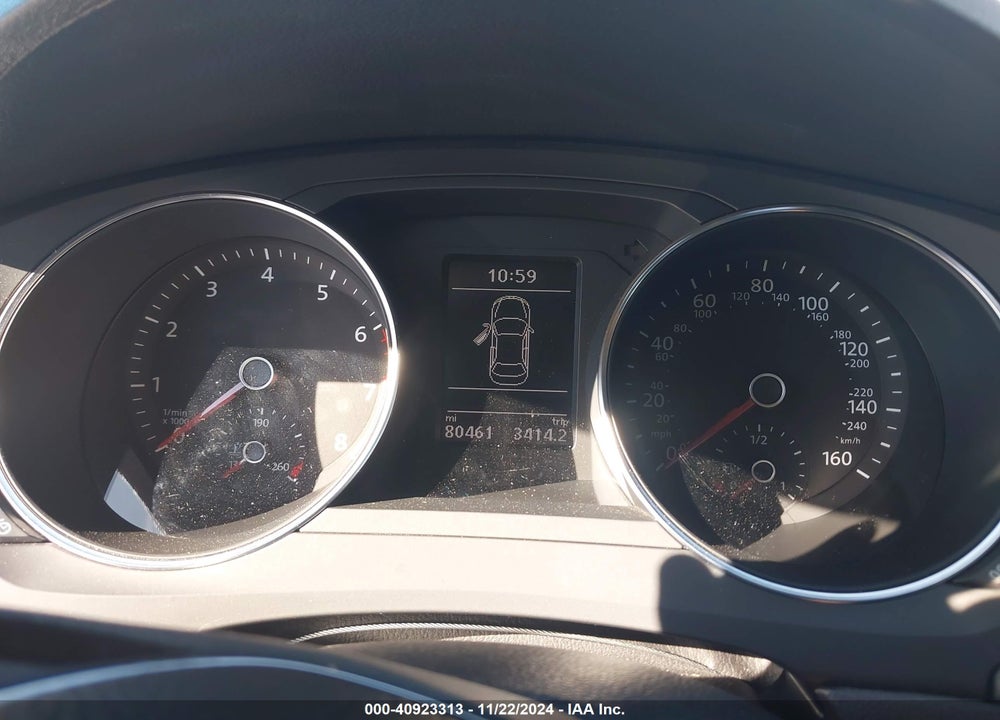 2017 VOLKSWAGEN JETTA VIN: 3VWDB7AJ5HM201703
