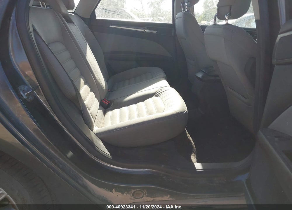2015 FORD FUSION HYBRID S VIN: 3FA6P0UU9FR160976