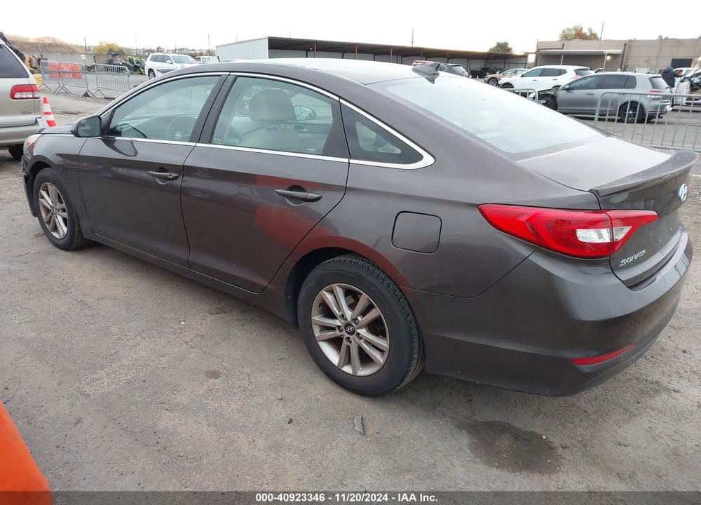 2015 HYUNDAI SONATA SE VIN: 5NPE24AF3FH022063
