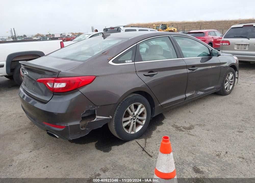 2015 HYUNDAI SONATA SE VIN: 5NPE24AF3FH022063