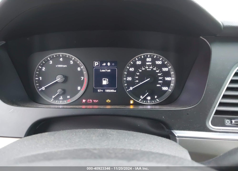 2015 HYUNDAI SONATA SE VIN: 5NPE24AF3FH022063