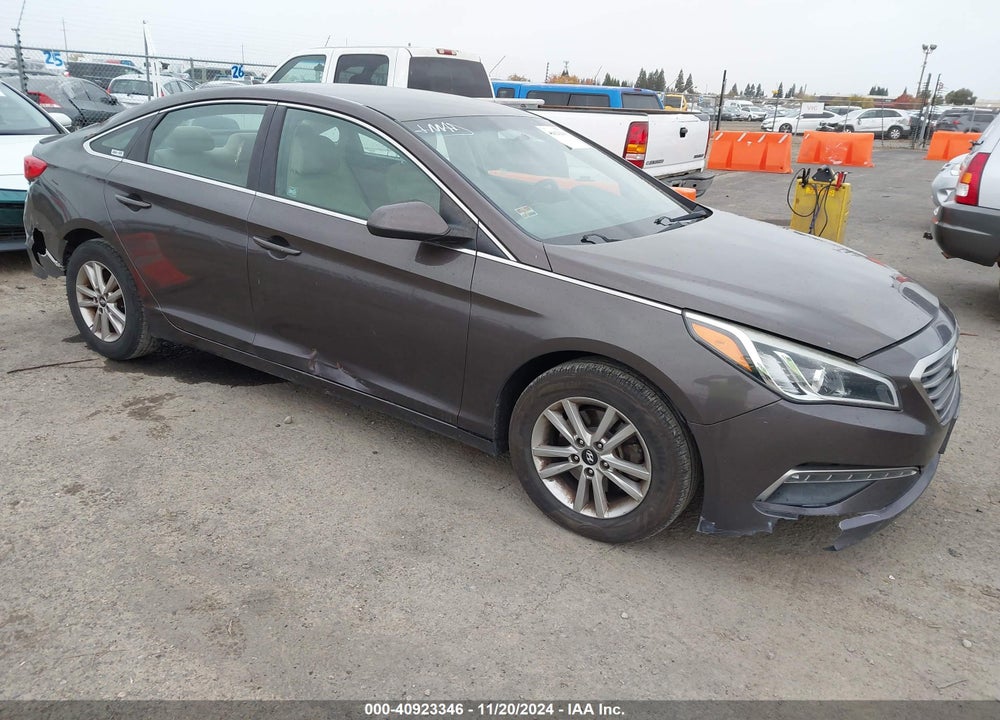 2015 HYUNDAI SONATA SE VIN: 5NPE24AF3FH022063