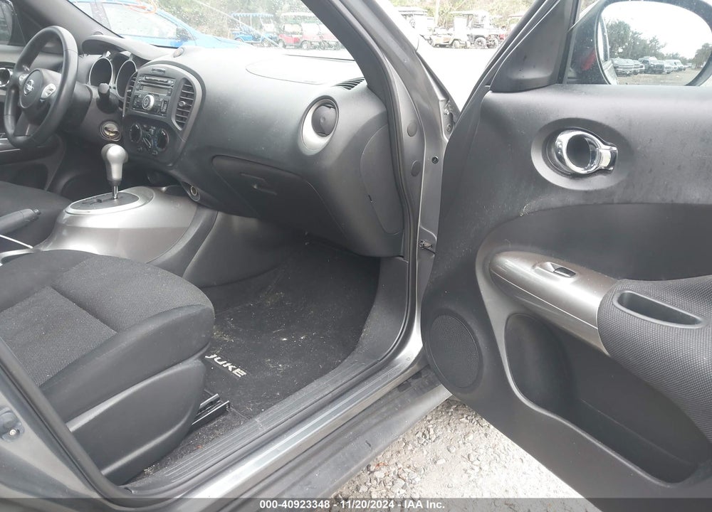 2013 NISSAN JUKE S VIN: JN8AF5MRXDT226127