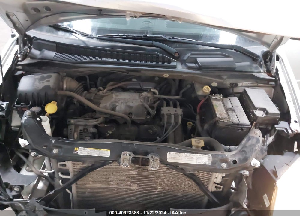 2010 DODGE GRAND CARAVAN SE VIN: 2D4RN4DE1AR327037