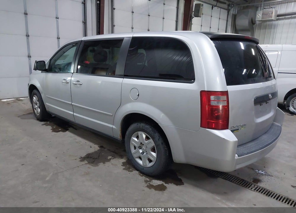 2010 DODGE GRAND CARAVAN SE VIN: 2D4RN4DE1AR327037