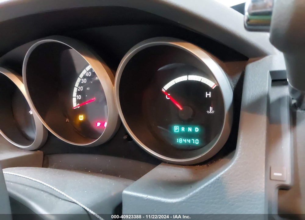 2010 DODGE GRAND CARAVAN SE VIN: 2D4RN4DE1AR327037