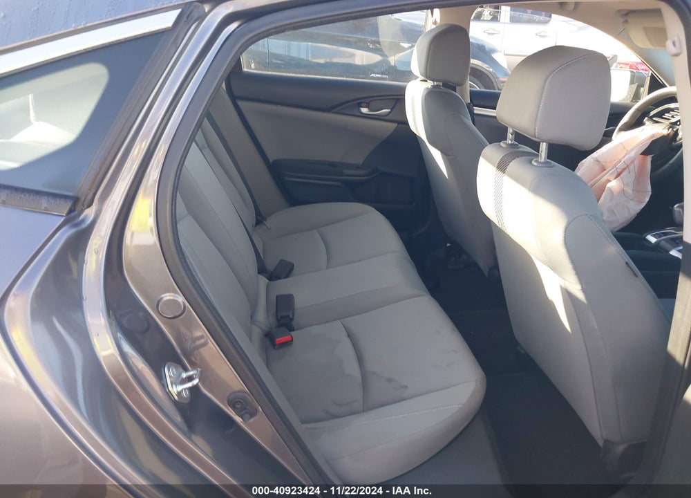 2016 HONDA CIVIC LX VIN: 2HGFC2F58GH531552