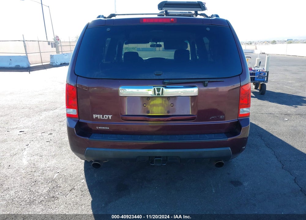 2010 HONDA PILOT EX VIN: 5FNYF4H48AB021004