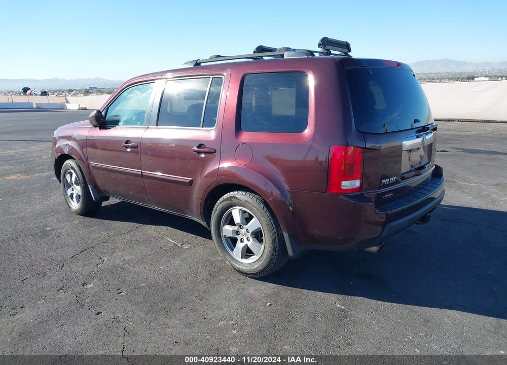 2010 HONDA PILOT EX VIN: 5FNYF4H48AB021004