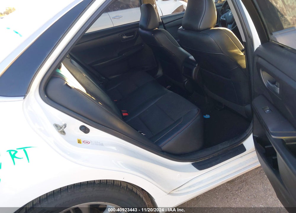 2016 TOYOTA CAMRY VIN: 4T1BF1FKXGU596318