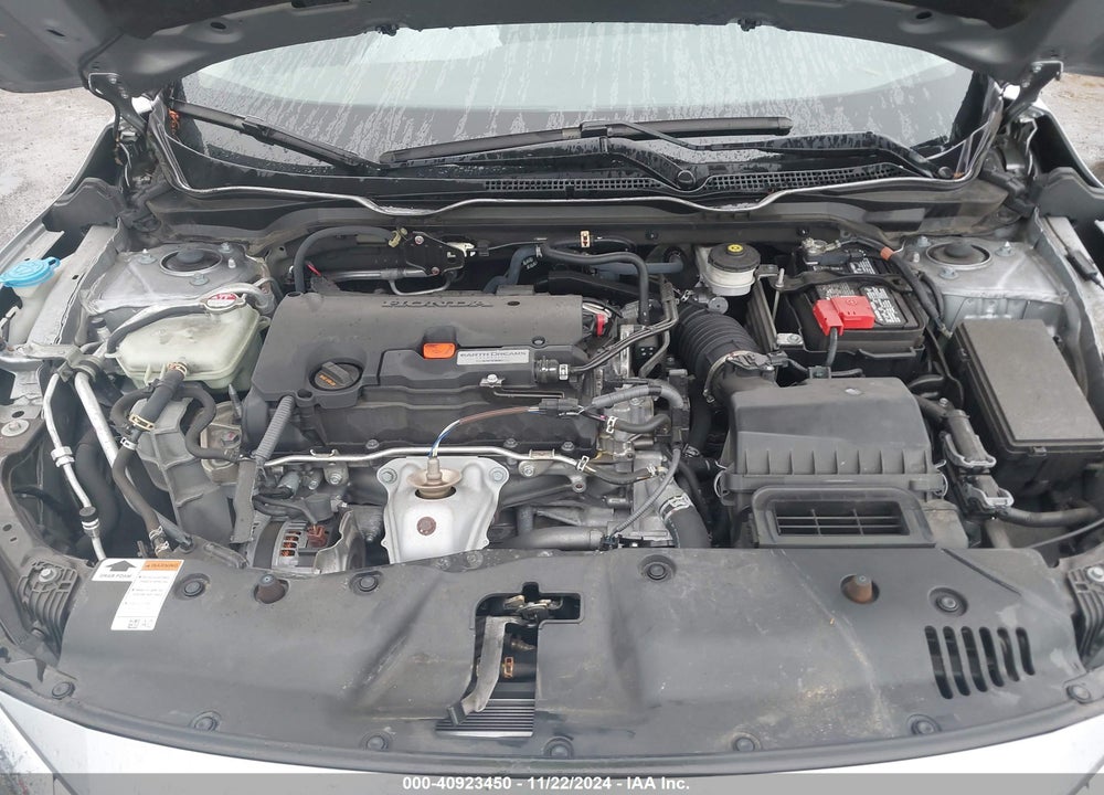 2018 HONDA CIVIC LX VIN: 19XFC2E54JE037885