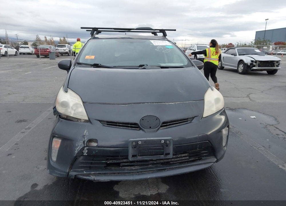 2013 TOYOTA PRIUS TWO VIN: JTDKN3DUXD1712072
