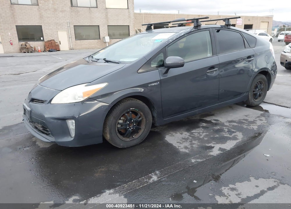 2013 TOYOTA PRIUS TWO VIN: JTDKN3DUXD1712072