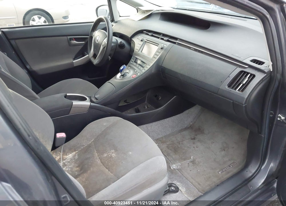 2013 TOYOTA PRIUS TWO VIN: JTDKN3DUXD1712072