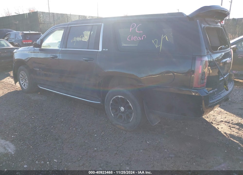 2015 GMC YUKON XL 1500 SLE VIN: 1GKS2GKC9FR172815