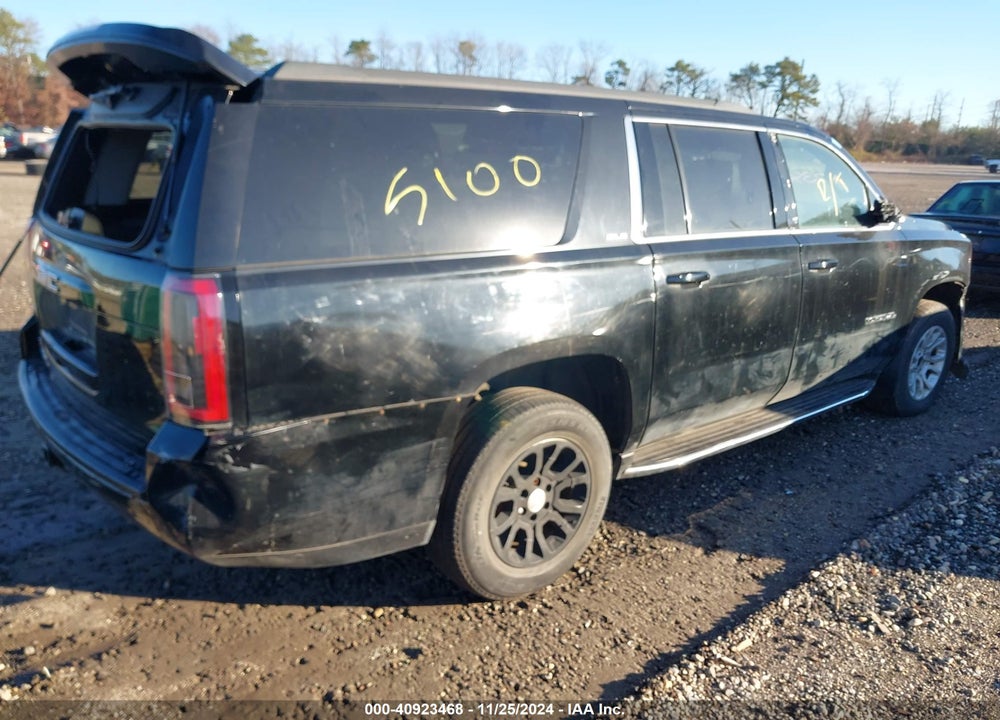 2015 GMC YUKON XL 1500 SLE VIN: 1GKS2GKC9FR172815