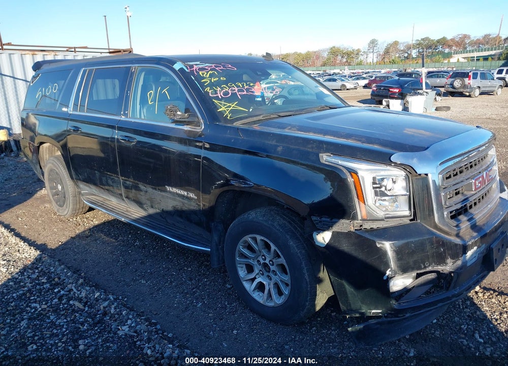 2015 GMC YUKON XL 1500 SLE VIN: 1GKS2GKC9FR172815