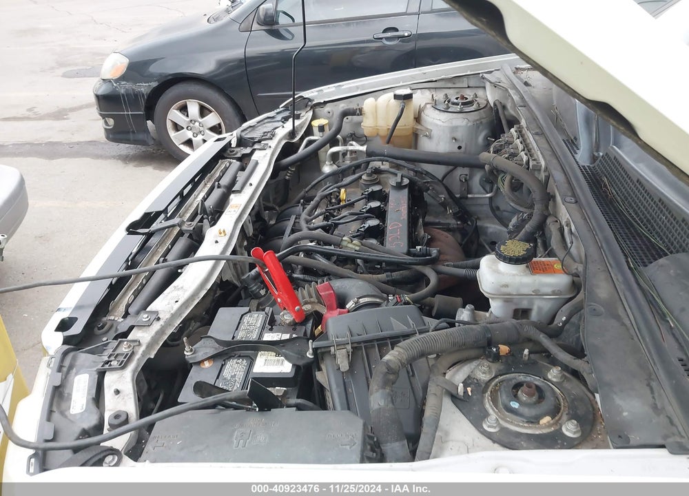 2010 FORD ESCAPE XLS VIN: 1FMCU9C79AKC28028