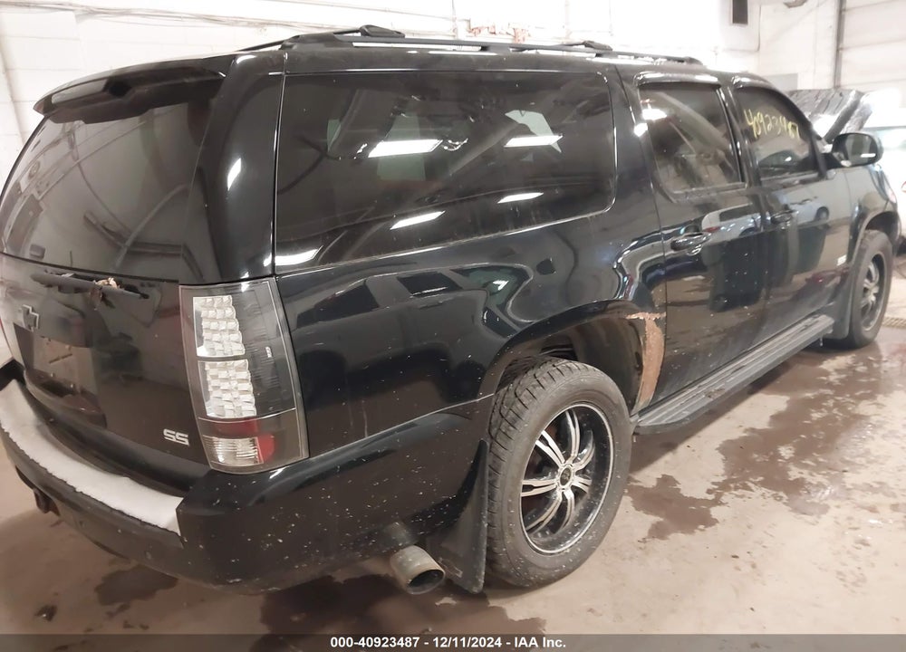 2007 CHEVROLET SUBURBAN 1500 LTZ VIN: 3GNFK16367G160280