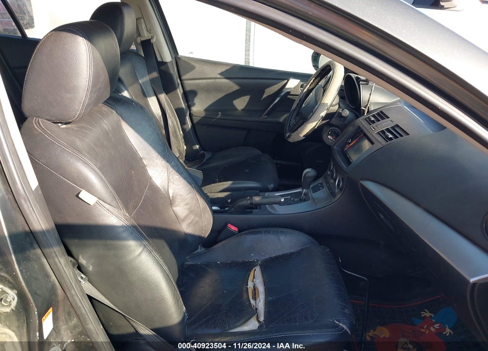 2010 MAZDA 3 S GRAND TOURING VIN: JM1BL1S55A1145108