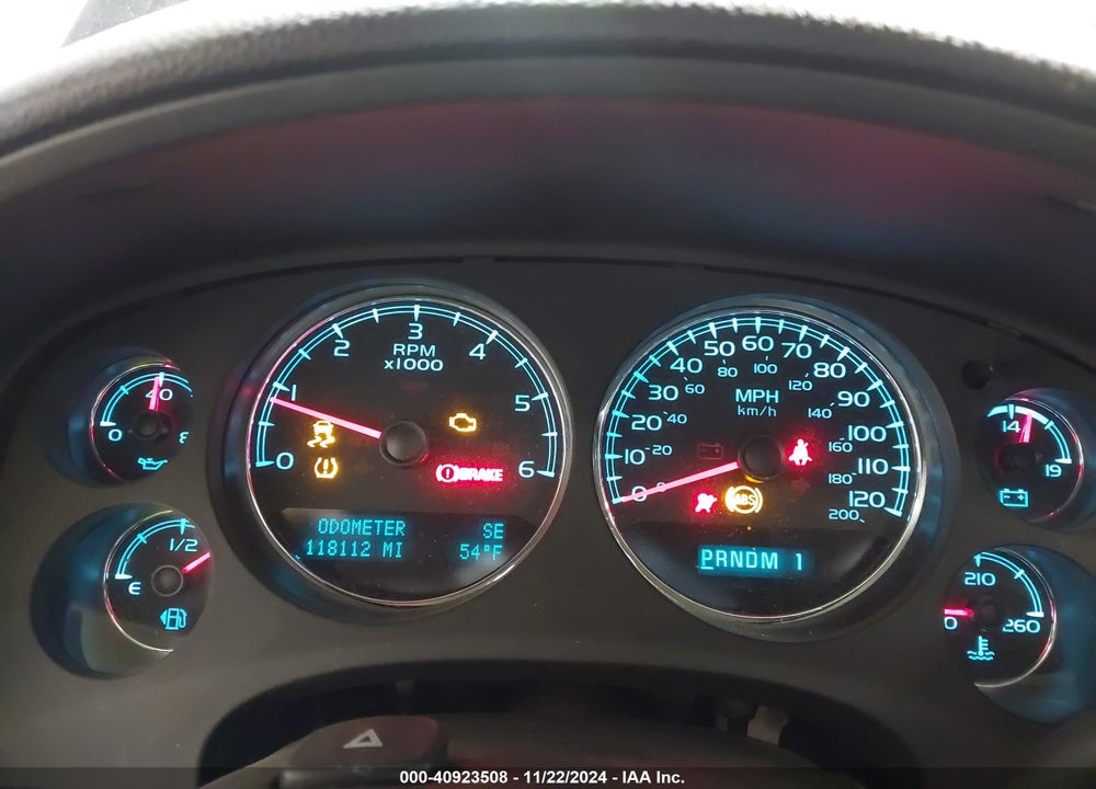 2014 GMC SIERRA 2500HD DENALI VIN: 1GT125EG5EF114579