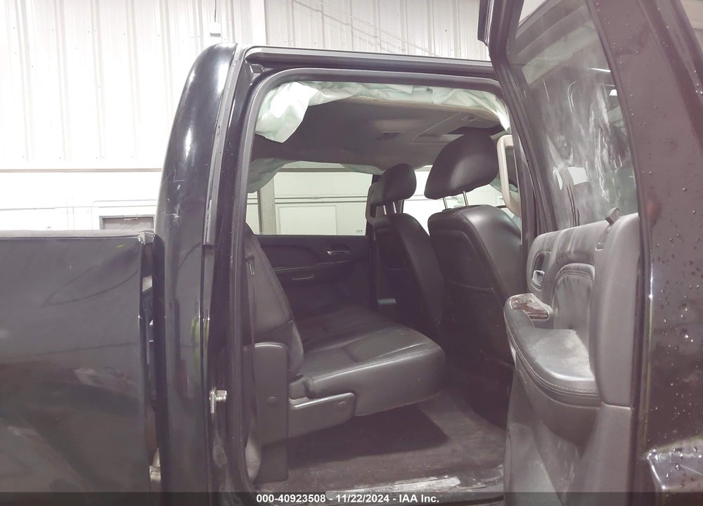 2014 GMC SIERRA 2500HD DENALI VIN: 1GT125EG5EF114579